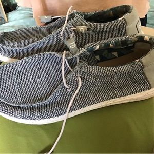 Hey Dude Wally Mens canvas loafers sz 10 blue grey color
